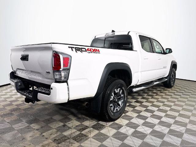 Used 2020 Toyota Tacoma TRD Off-Road w/ Technology Package AWD/4WD image 7
