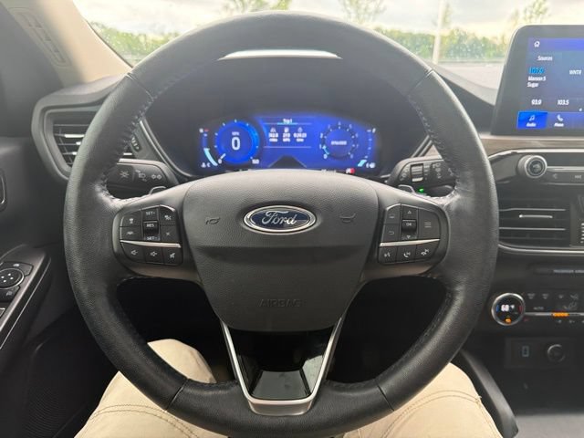 Certified 2020 Ford Escape Titanium w/ Titanium Premium Package 2.0 AWD/4WD image 42