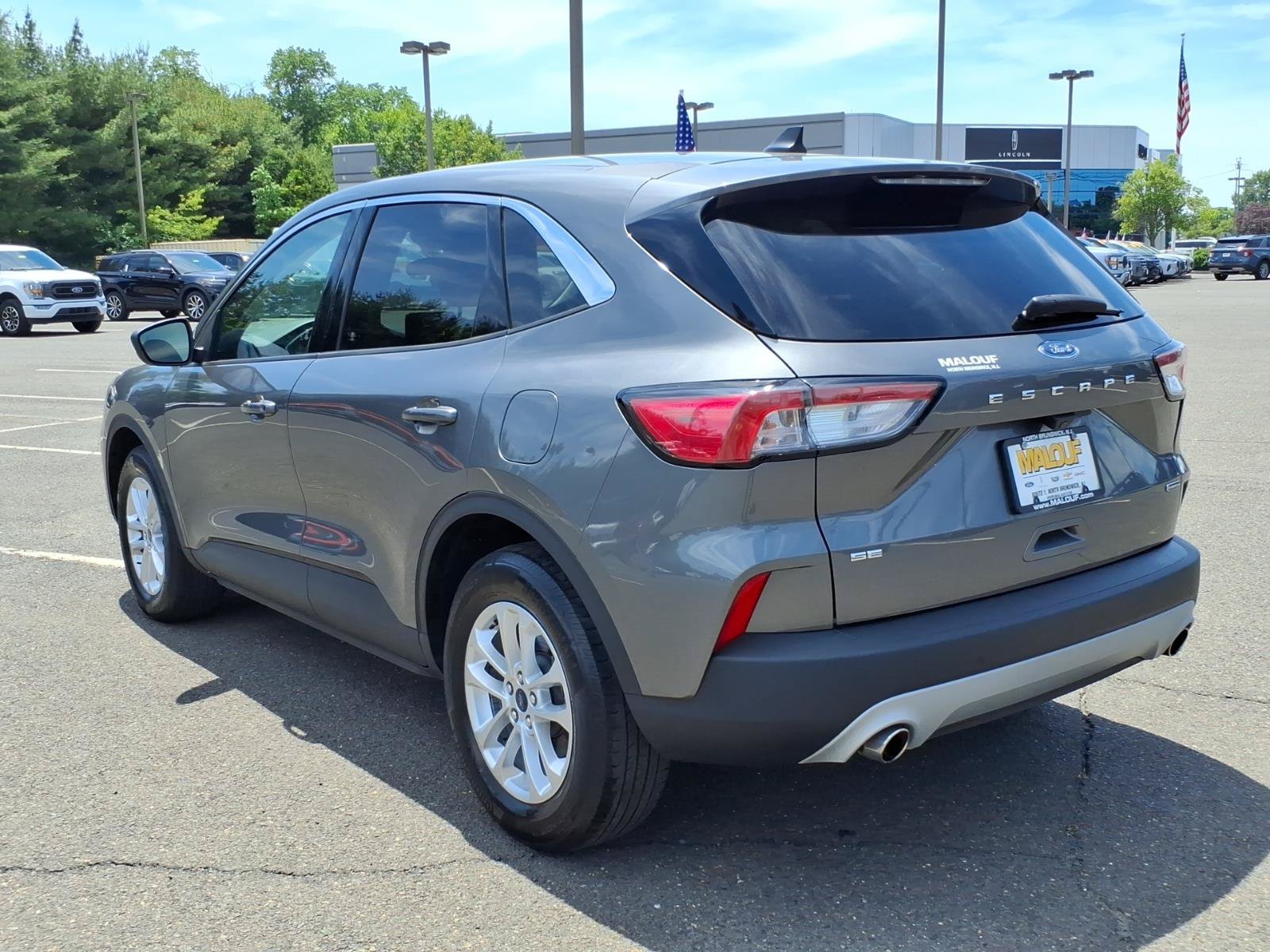 Certified 2022 Ford Escape SE w/ Convenience Package AWD/4WD image 4