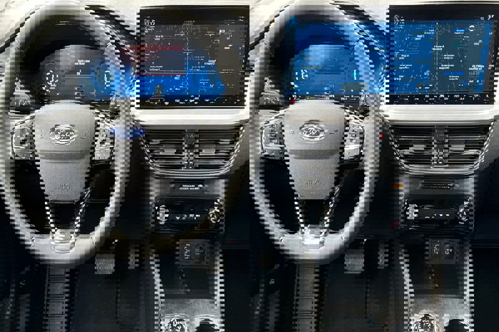Certified 2025 Ford Escape Platinum image 14