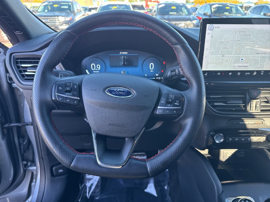Certified 2024 Ford Escape ST-Line Elite AWD/4WD image 24