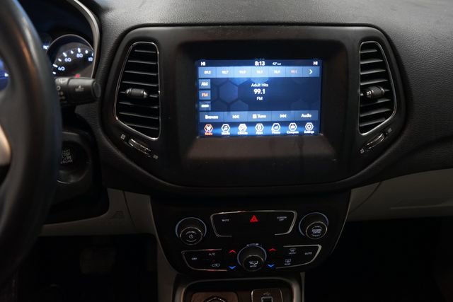 Used 2018 Jeep Compass Latitude w/ Popular Equipment Group image 22