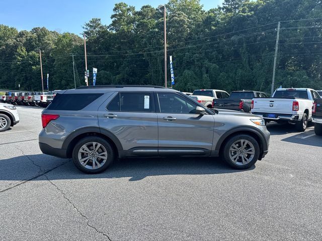 Certified 2021 Ford Explorer XLT w/ Equipment Group 202A RWD image 9