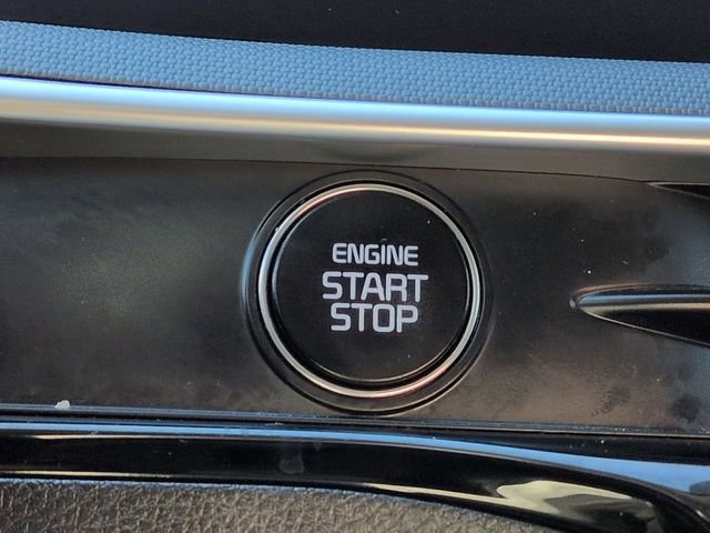 Used 2025 Kia K5 LXS image 34