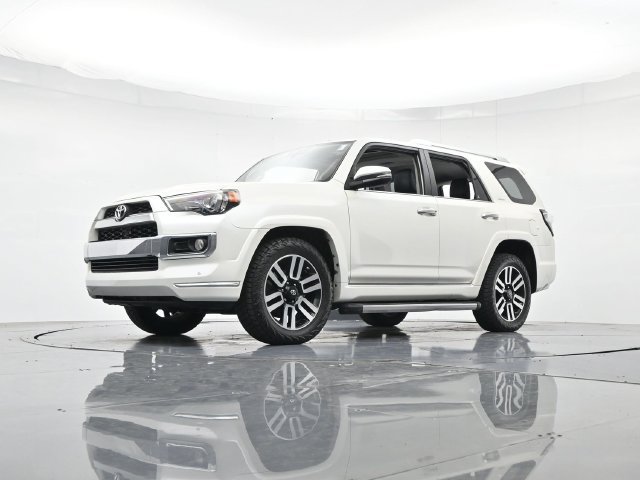 Used 2018 Toyota 4Runner Limited RWD image 38