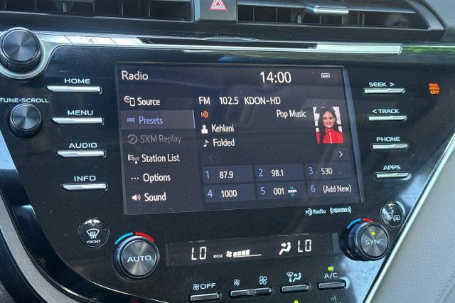 Used 2018 Toyota Camry SE w/ Audio Package FWD image 13