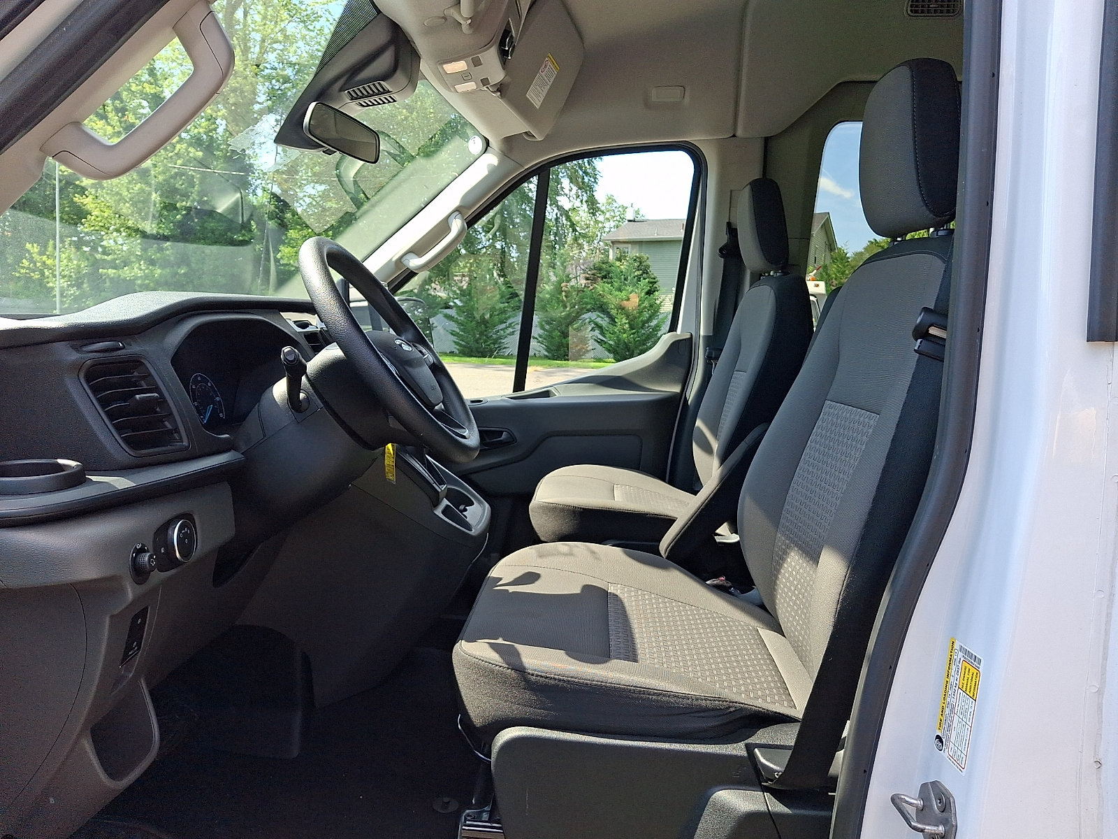 Certified 2024 Ford Transit 350 XLT RWD image 15