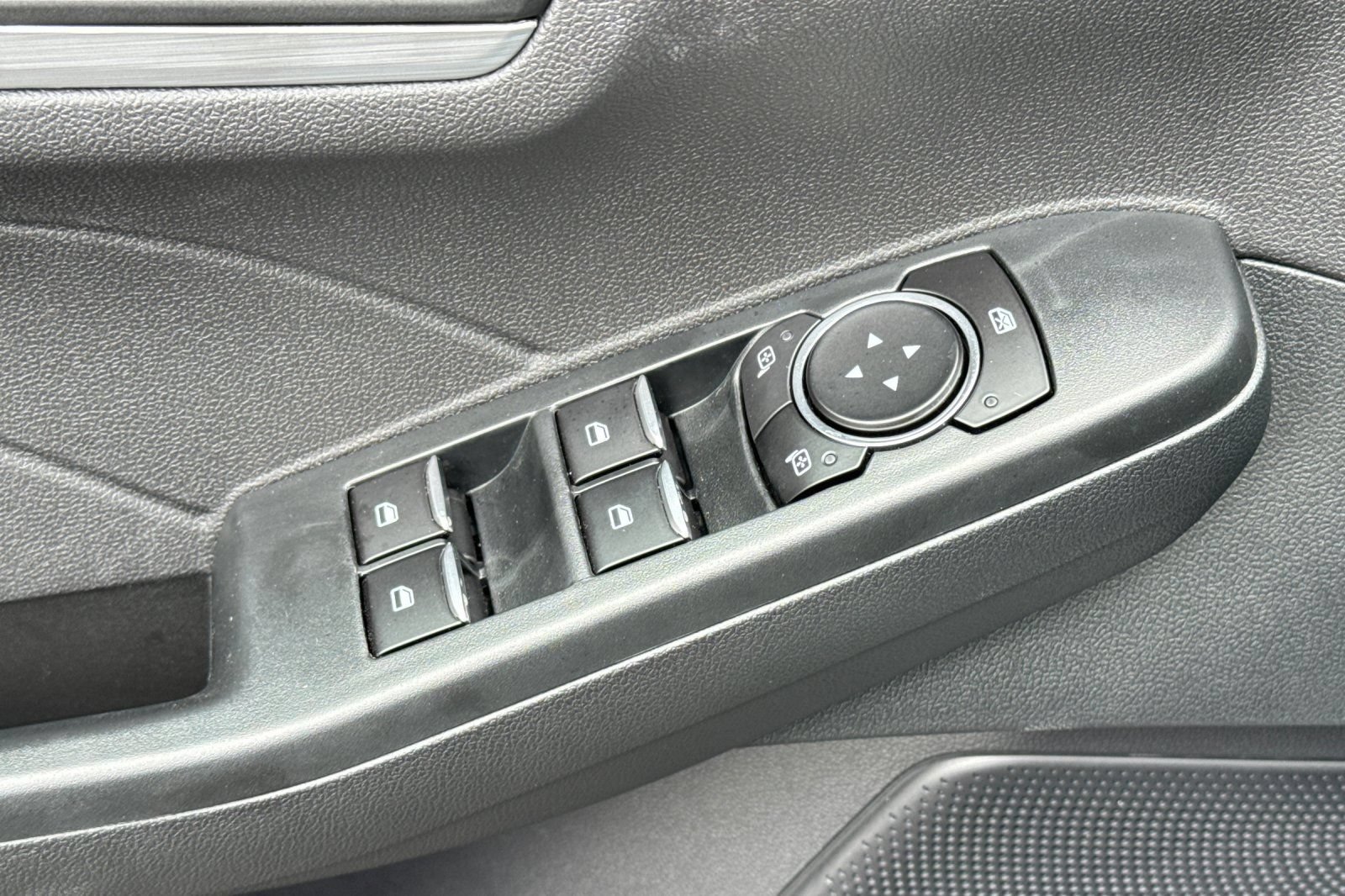 Certified 2023 Ford Escape Platinum FWD image 13