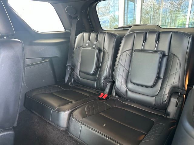 Certified 2019 Ford Explorer Platinum image 13