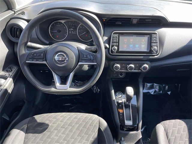 Used 2021 Nissan Kicks S image 9