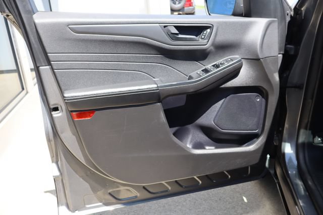 Certified 2024 Ford Escape Active AWD/4WD image 13
