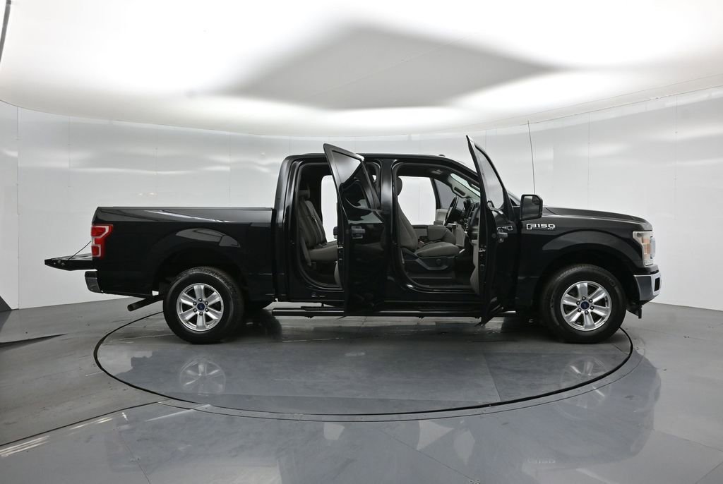 Certified 2018 Ford F150 XLT w/ Equipment Group 301A Mid RWD image 4