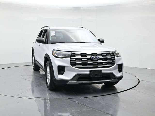 Certified 2026 Ford Explorer Active image 4