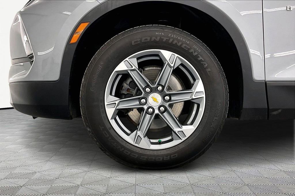 Used 2023 Chevrolet Blazer LT w/ Convenience Package image 11