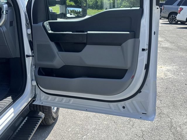 Certified 2026 Ford F250 XL w/ XL Driver Assist Package AWD/4WD image 9