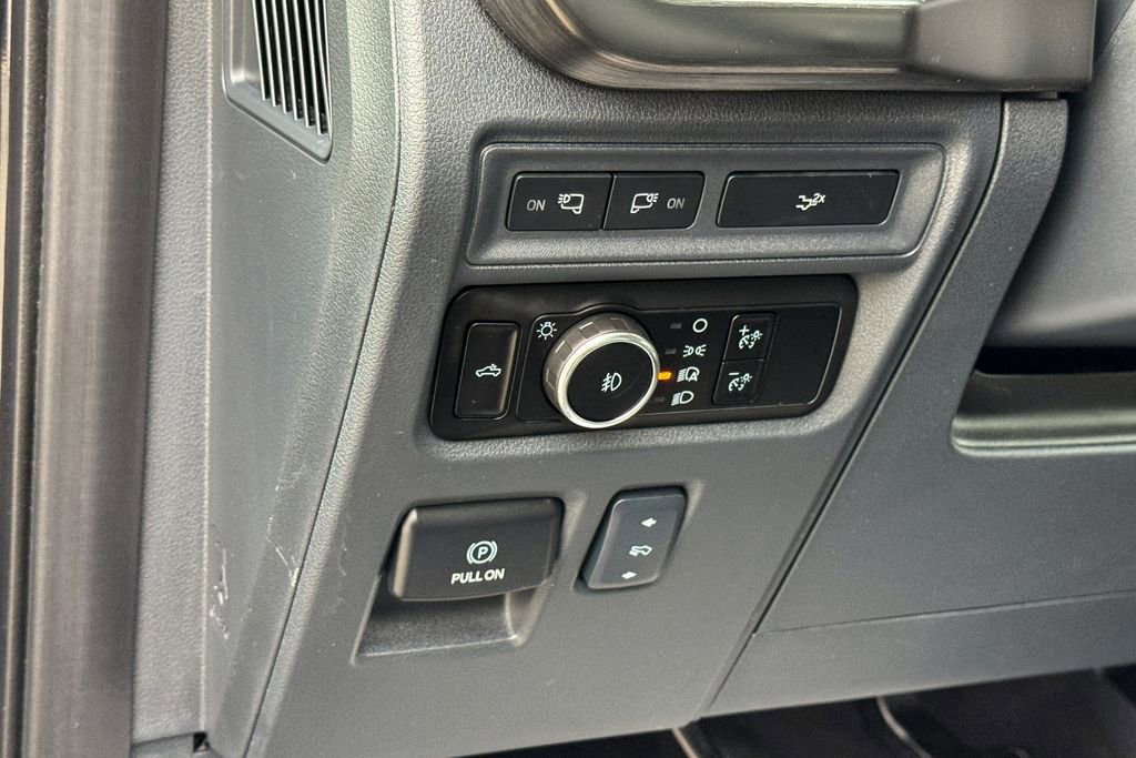 Certified 2023 Ford F150 Lariat w/ Equipment Group 502A High image 30