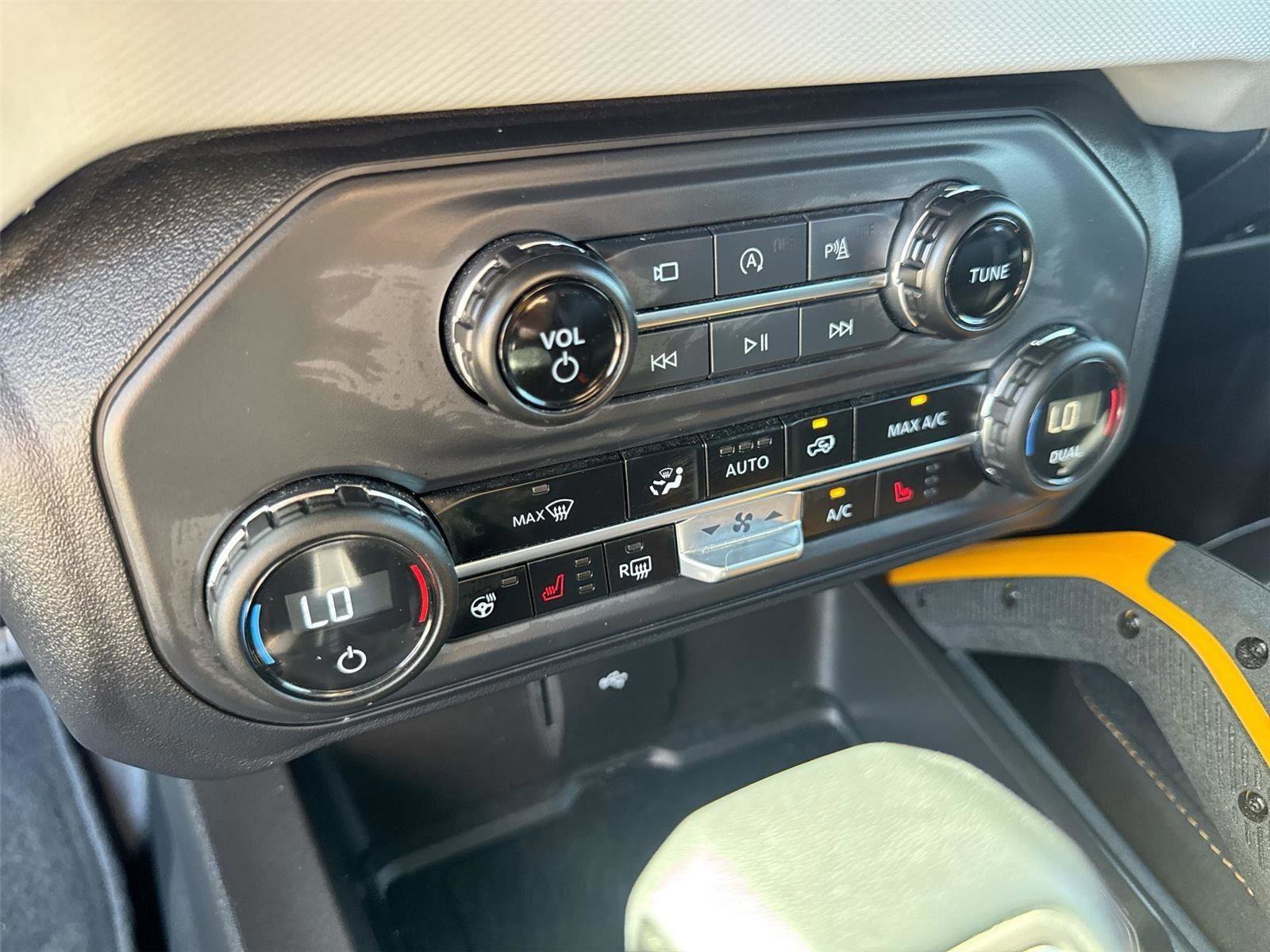 Certified 2023 Ford Bronco Badlands image 18