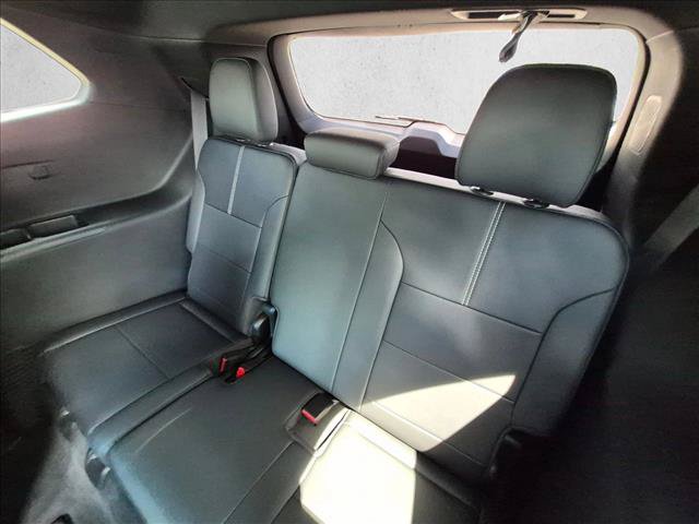 Used 2024 GMC Acadia Elevation w/ Luxury Package FWD image 16