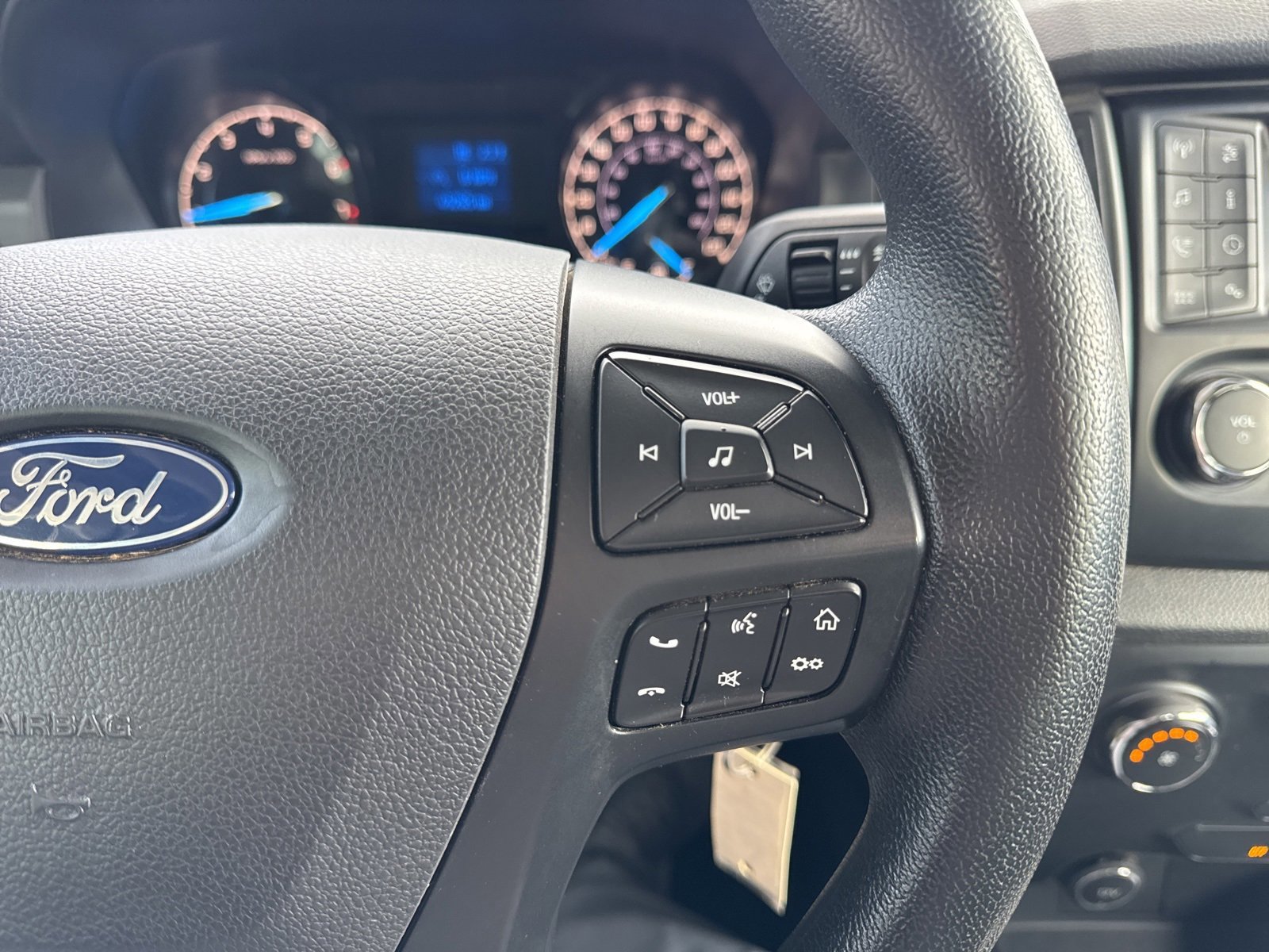 Certified 2020 Ford Ranger XL w/ Equipment Group 101A Mid image 29