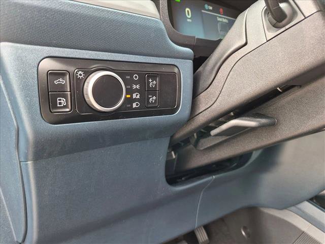 Certified 2025 Ford Maverick XL FWD image 18