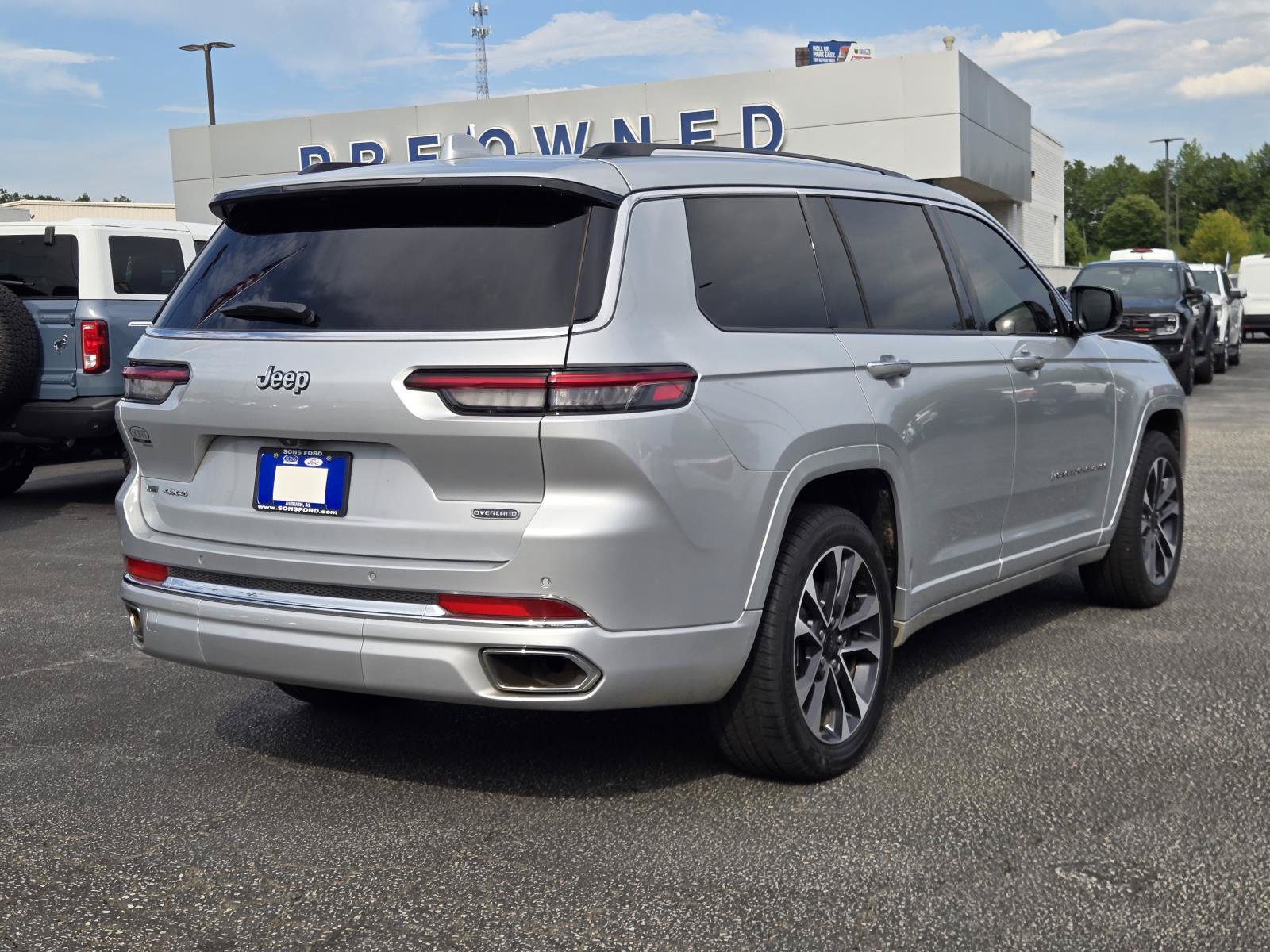 Used 2022 Jeep Grand Cherokee L Overland AWD/4WD image 7