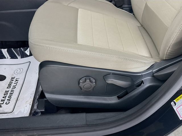 Certified 2022 Ford EcoSport S image 18