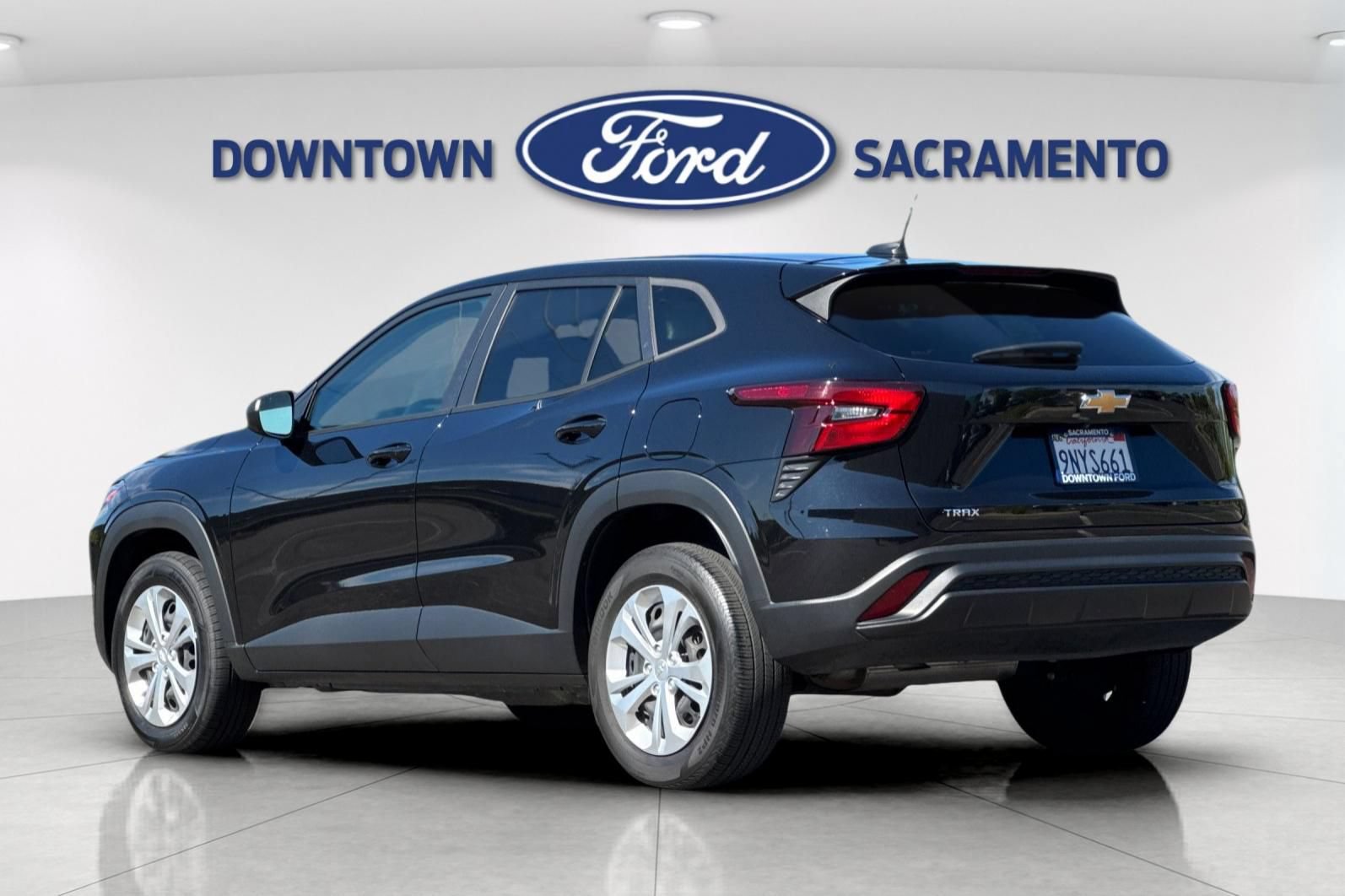 Used 2024 Chevrolet Trax LS FWD image 8