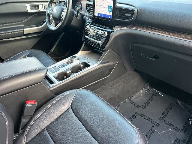 Certified 2023 Ford Explorer Limited w/ Equipment Group 301A image 16