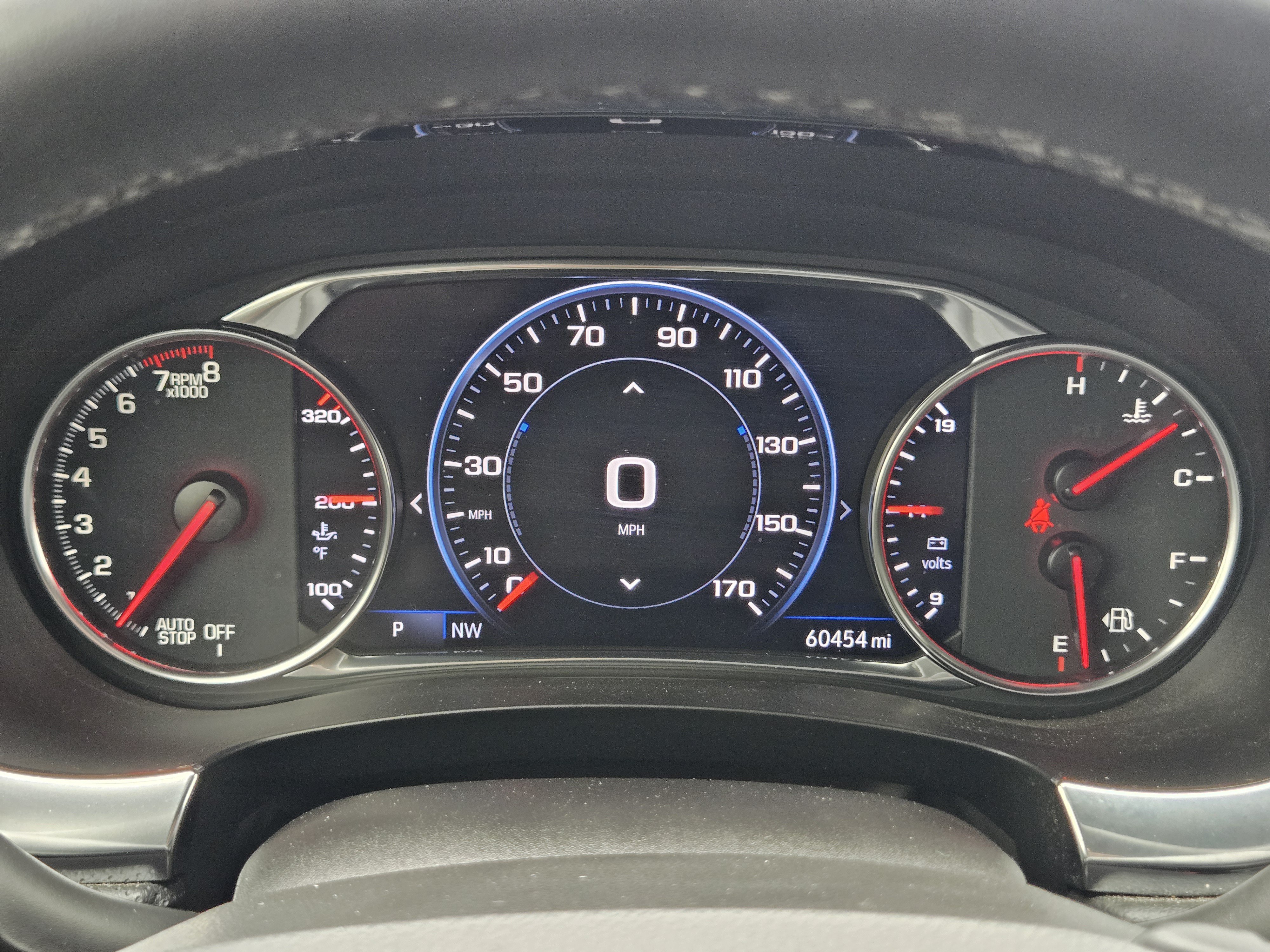 Used 2023 Chevrolet Traverse Premier w/ Redline Edition FWD image 16