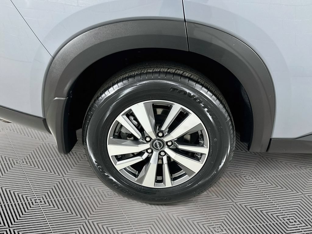 Used 2023 Nissan Pathfinder SL AWD/4WD image 30