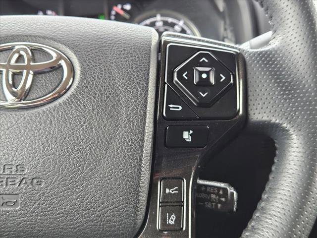 Used 2023 Toyota 4Runner TRD Off-Road AWD/4WD image 25