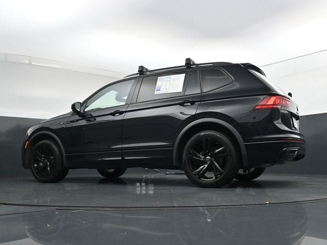 Used 2023 Volkswagen Tiguan SE R-Line FWD image 33