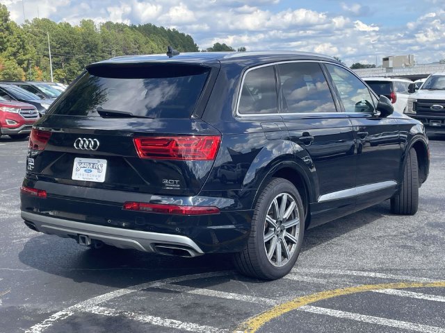 Used 2017 Audi Q7 3.0T Prestige AWD/4WD image 3