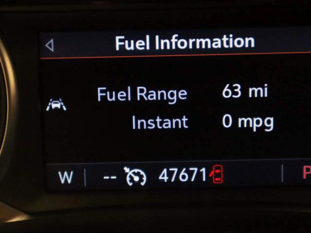 Used 2024 GMC Terrain SLT image 28