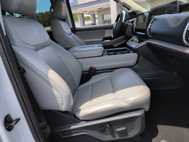 Certified 2025 Ford Expedition Max Active RWD image 32