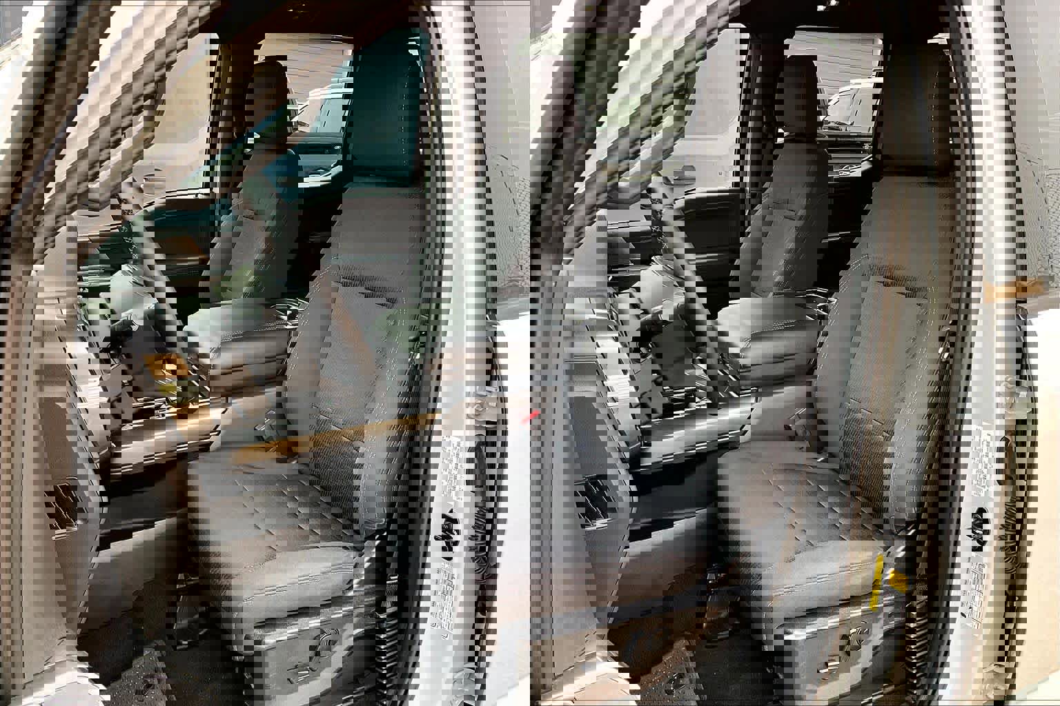 Certified 2023 Ford F150 XLT w/ Equipment Group 302A High image 11