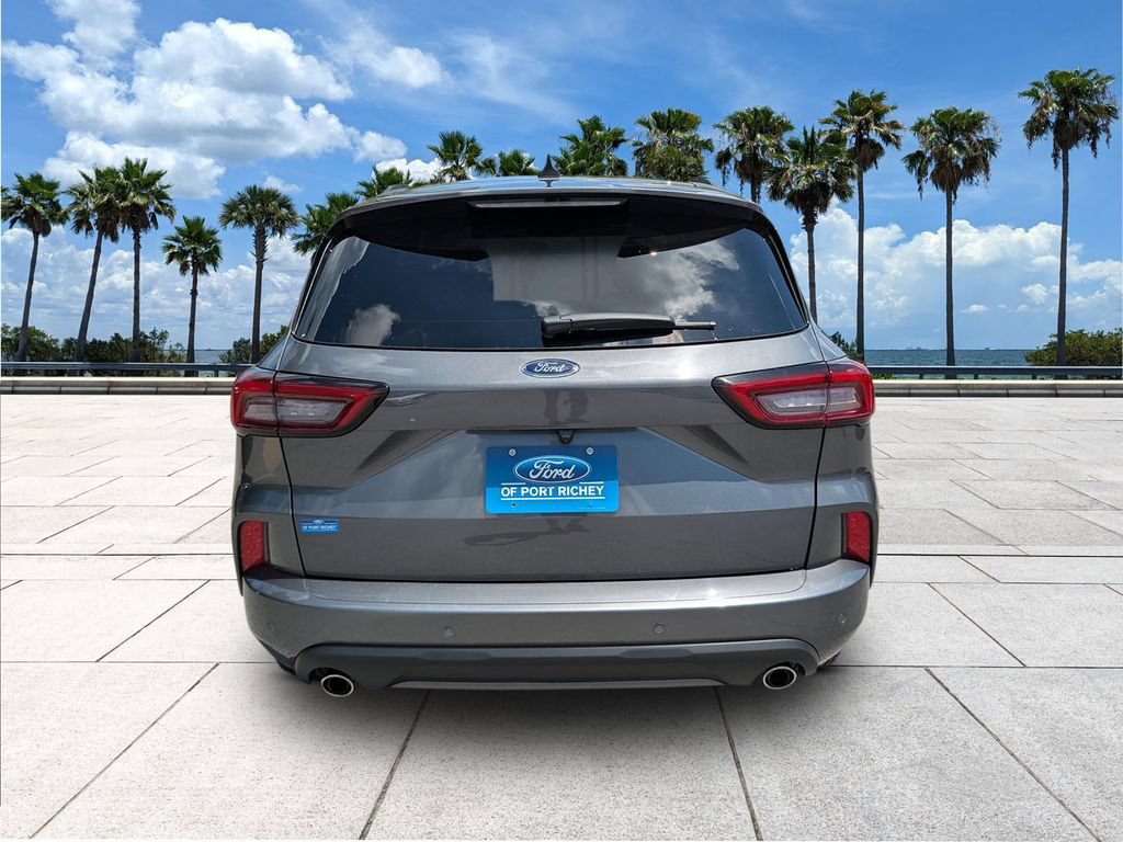Certified 2023 Ford Escape ST-Line w/ Tech Pack #1 FWD image 6