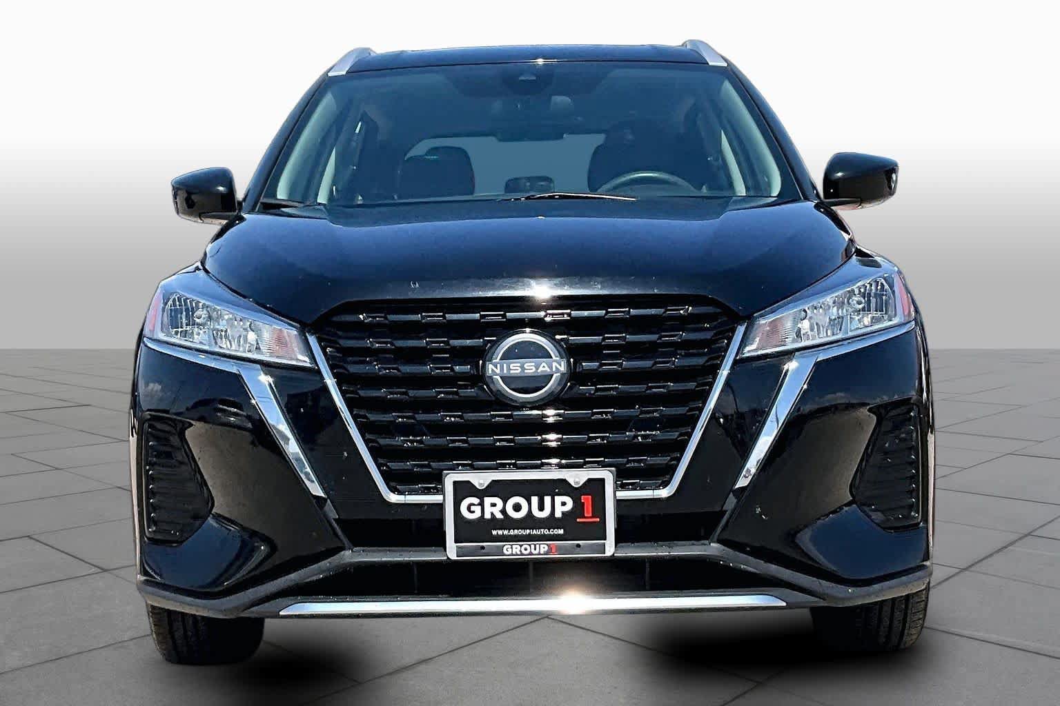 Used 2023 Nissan Kicks SV FWD image 4