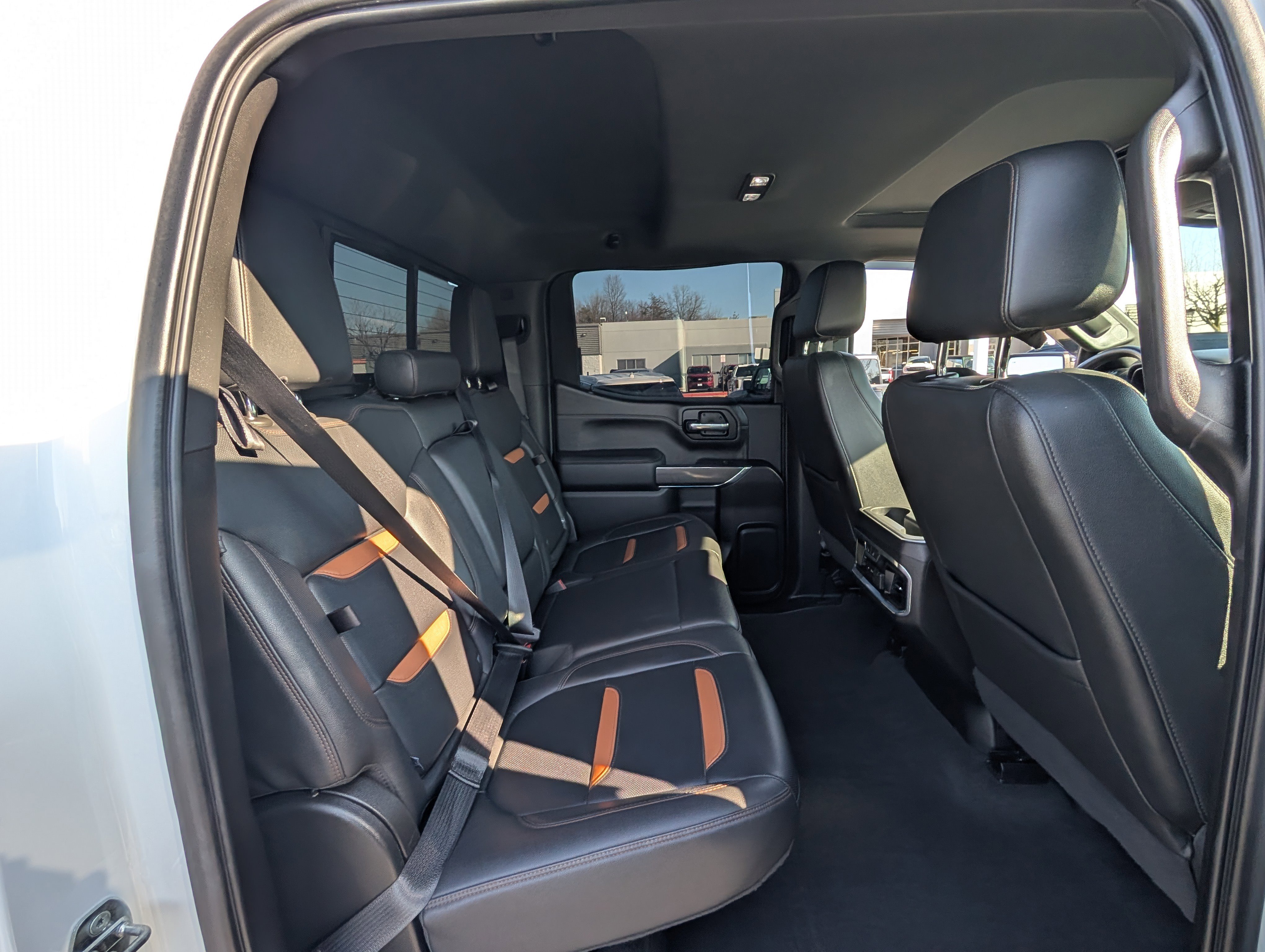 Used 2021 GMC Sierra 1500 AT4 w/ AT4 Premium Package image 9