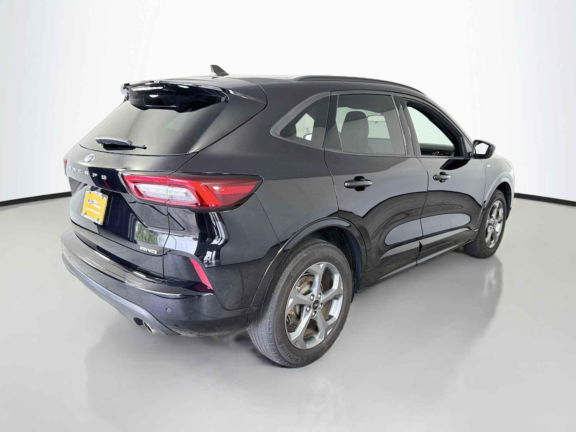 Certified 2024 Ford Escape ST-Line w/ Tech Pack #1 AWD/4WD image 12