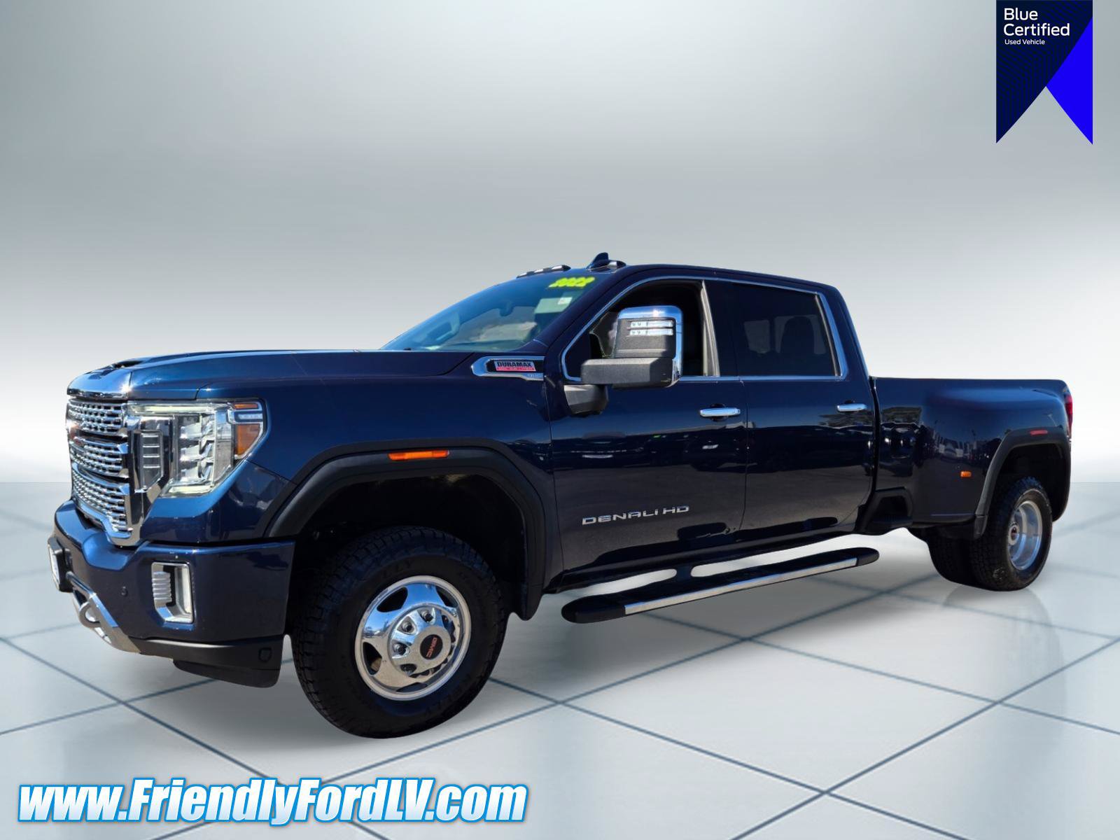 Used 2022 GMC Sierra 3500 Denali w/ Denali Ultimate Package AWD/4WD image 3