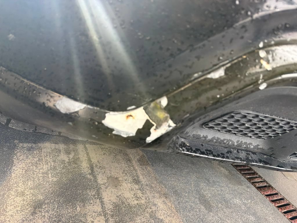 Used 2019 Jeep Grand Cherokee Altitude AWD/4WD image 9