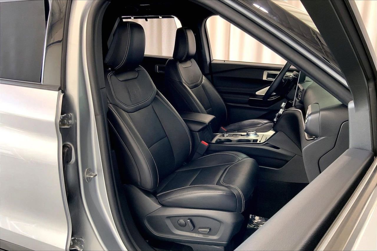 Certified 2023 Ford Explorer ST w/ Equipment Group 401A image 10