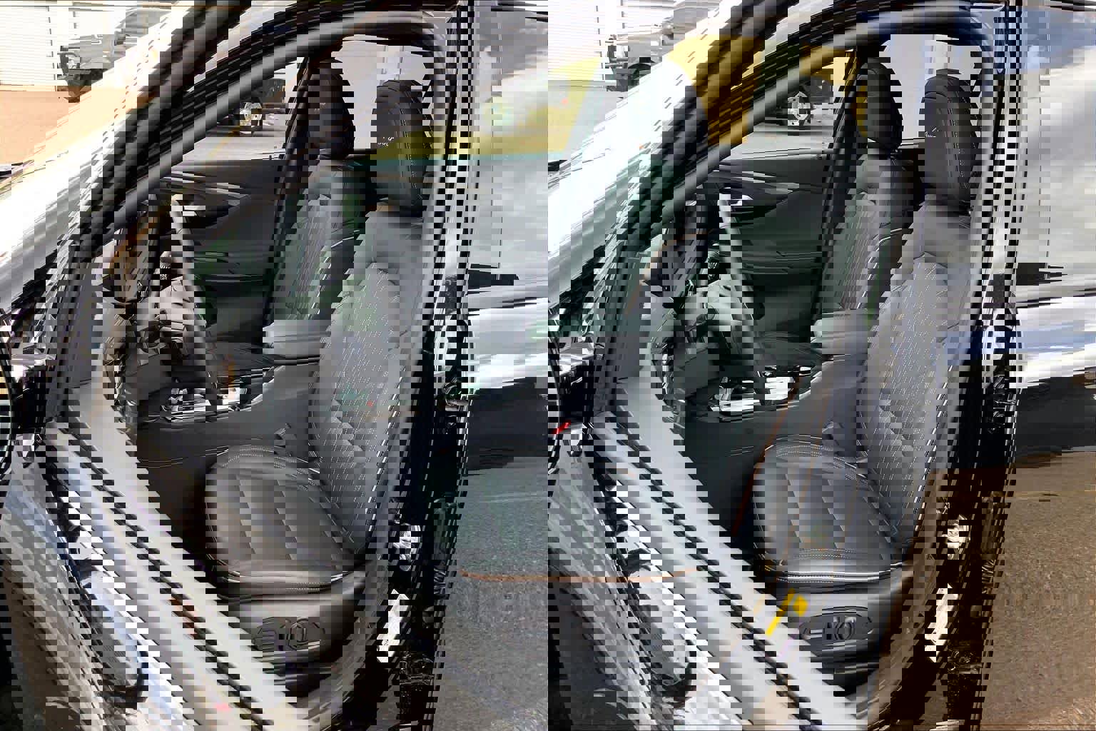 Used 2025 Buick Envista Avenir image 8