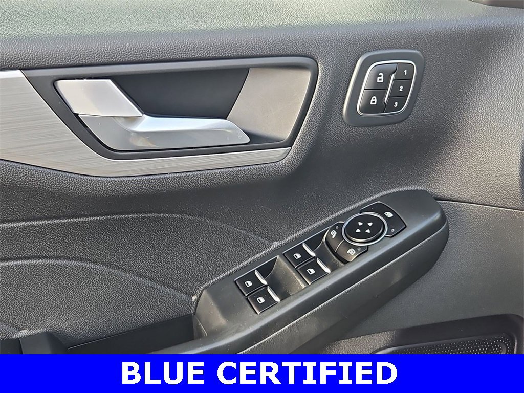 Certified 2023 Ford Escape Platinum image 10
