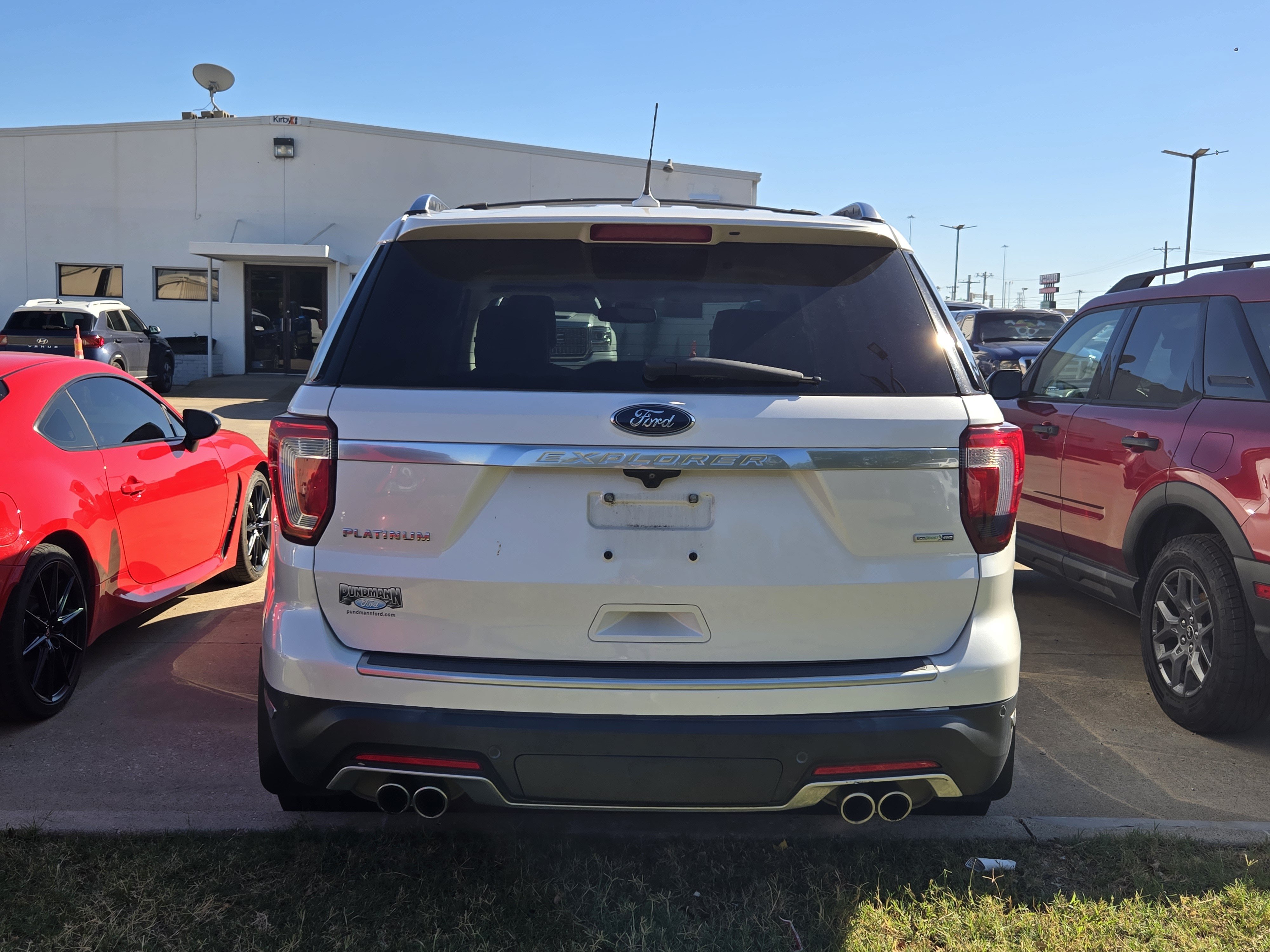 Certified 2019 Ford Explorer Platinum AWD/4WD image 5