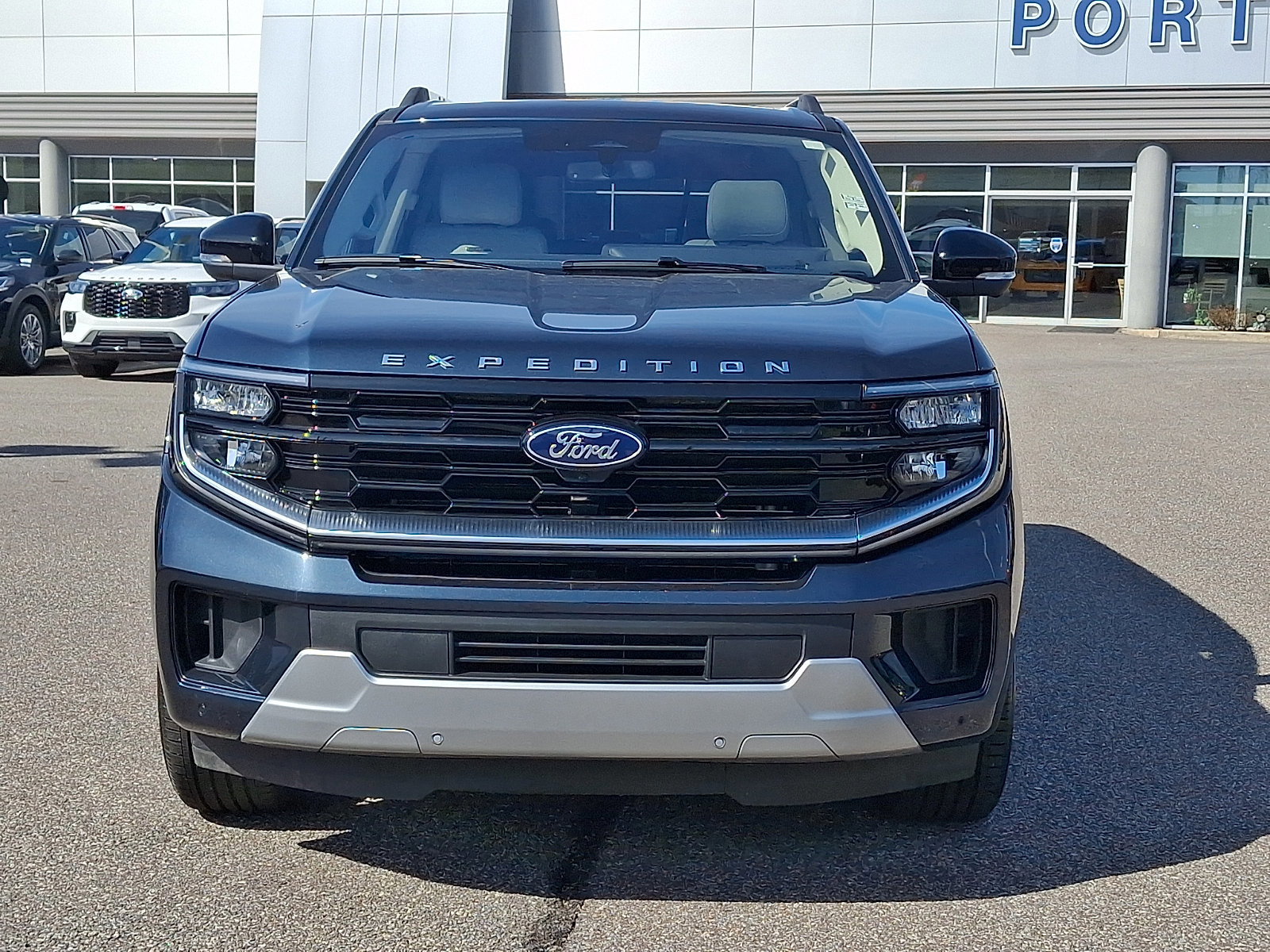 Certified 2025 Ford Expedition Max Platinum w/ Platinum Ultimate Package image 12