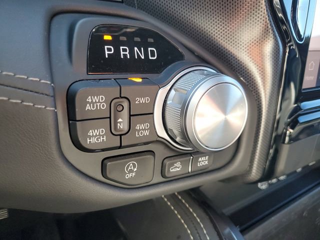 Used 2025 RAM 1500 Limited w/ Off Road Group image 31