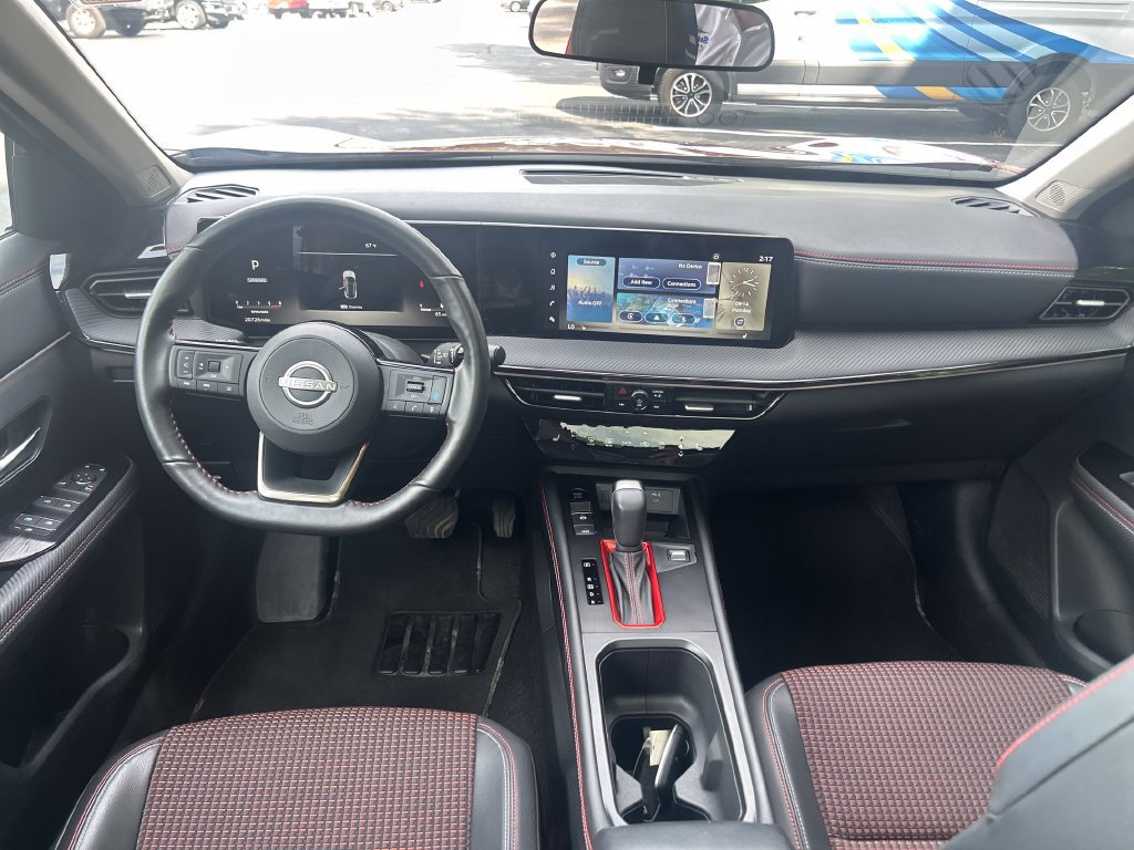 Used 2025 Nissan Kicks SR w/ SR Premium Package AWD/4WD image 15