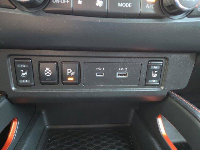 Used 2022 Nissan Frontier Pro-X RWD image 40